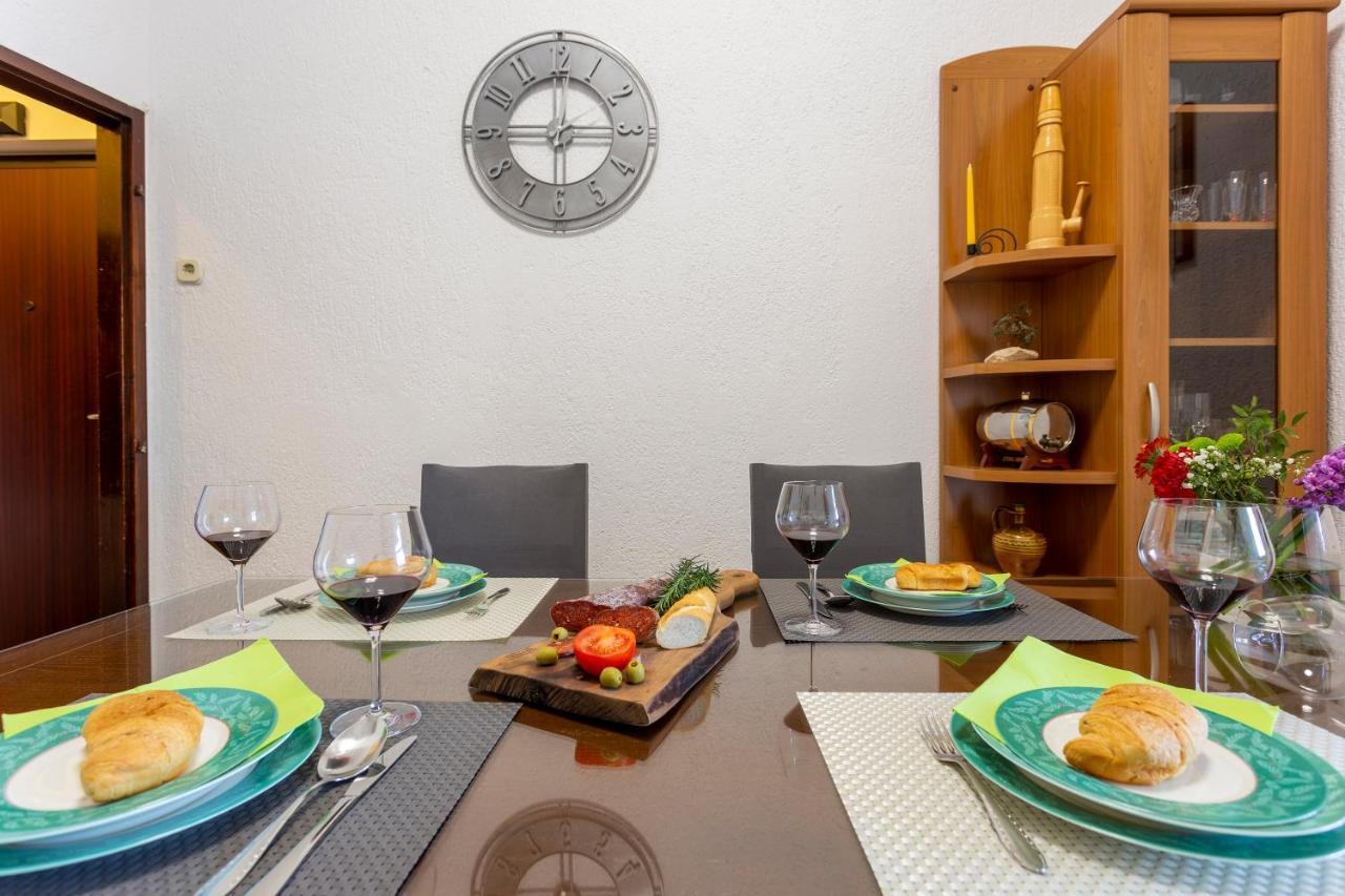 Apartman Lema Pula Exterior foto